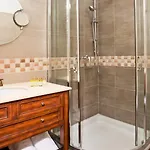 Miland شقة